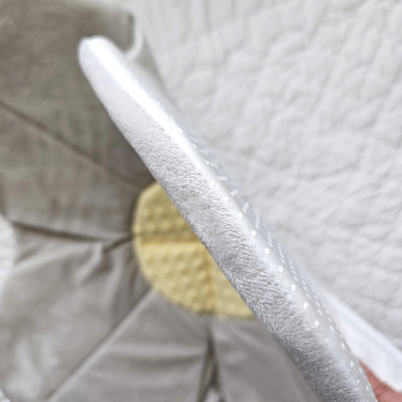 Blooming Bath Lotus Baby Bath Mat Gray Light Yellow 4 Petal Baby Sink Cushion - Picture 6 of 14